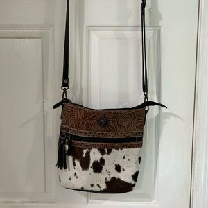Myra Cross Body